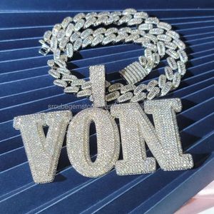 Iced Out Benutzerdefinierter Anhänger mit großem Namen, Baguette-Diamantkette, personalisierter Namensanhänger