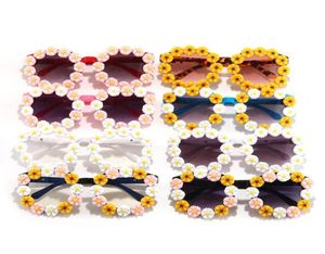 Children Sunglasses Small Daisy Eyeglasses Girls Street Shoot Concave Modeling Sunglass Arrow Kids Beach Eyewear Glasses YL4884155723