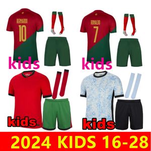 Kids 2024 Futbol Kitleri Takipler Portekizli Futbol Jersey Bruno Fernandes Diogo J. Danilo Portuguesa 22 23 24 Joao Felix Futbol Gömlek Bernardo Kid Footbal Kit