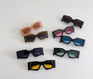 INS Occhiali da sole cool per bambini Moda ragazze occhiali da sole con montatura leopardata occhiali da sole per bambini UV 400 Occhiali protettivi 2023 occhiali da ciclismo estivi per ragazzi Z0215