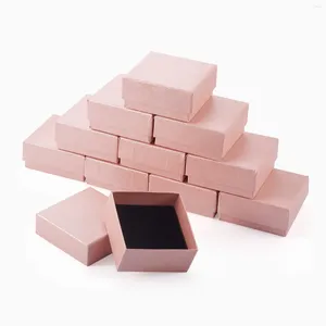 Mücevher Torbaları 50 PCS Yüzük Küpe Kolyesi Ambalaj Kutusu Toptan Pembe Mavi Beyaz 7.5x7.5x3.53cm için karton hediye kutuları