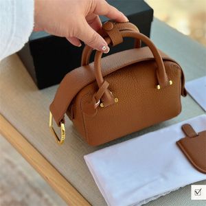 Designer Luxury Cool Box Mini Handbag Shoulder Fashion Classics Women Bags High Quality Grain Calf Leather Flip Zipper Clutch Crossbody Shoulder Handbags