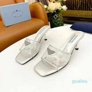 2024 Designer mode tofflor klackar skor kvinnor glider sandaler flip flops 35-43