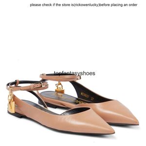 Classic shoes Prefect Tomxford Sandals Summer Shoes Padlock Pointy Naked Women Slingback Luxury Designer Lady Low-heeled Party Wedding Pointed Toe Pumps35-42