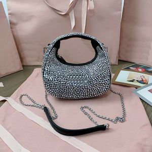 Mini Rhinestone Tasarımcı Matelasse Hobo Çanta Gezinti Güzel Parlak Kristal Kayış Omuz Çantası Gümüş Donanım Metal Yazı Fermuar Bulgu Çantaları Akşam Çanta