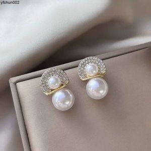 French Haute Couture Fan-shaped Full Diamond Earrings Ins Exquisite and Fashionable Gentle Elegant Pearl Jtww