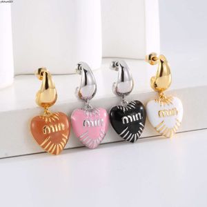 Autumn and Winter Atmosphere Small Jewelry Earrings Light Luxury High Sense Tiktok Fresh Sweet Love