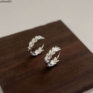 Orecchini a foglia in argento sterling S925 Piccolo e fresco ramo estivo Semplice senso del design di nicchia