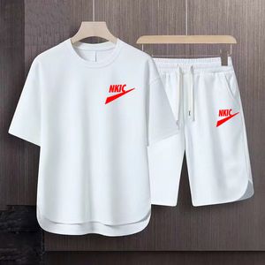 Szybki suchy garnitur sportowy Summer New Men's Dwuczęściowy set Casual O Neck T-shirt moda z krótkim rękawem