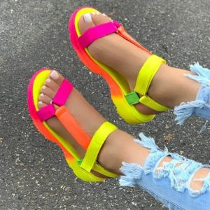 Sandalen farbenfrohe Keil Sandalen Sommer Frauen koreanischer Stil Mode atmungsabstimmung Pluspuxuelle Bottomplattform Pantoffeln Sandalien Para Mujer