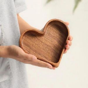 Tallrikar hjärtformat träbricka mellanmål för matbord multifunktionssortningsbrickor stapelbara torkade