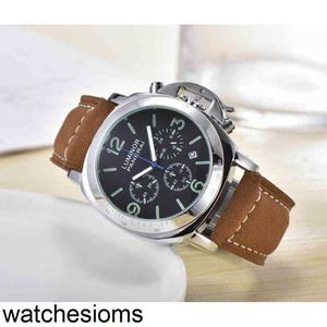 الساعات الفاخرة للرجال Panerass Fashion for Menical Men Leather Band التقويم التقويم