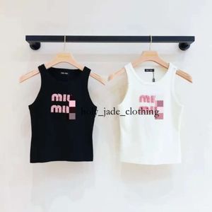 Mivmiv Shirt Women's T-shirt Designer Women Sexy Halter Tee Party Miui Clothes Fashion Crop Top Luxury Embroidered Miv T Shirt Spring Summer Backless Tops 2302