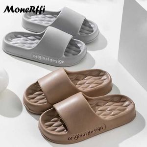 Kapcia Cloud dla mężczyzn grube podeszwa letnia plaża zjeżdżalnia łazienka miękkie sandały Slipper Ultra-Light Buty Man Flip Flops H240322