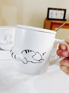 Tazze Tazza in ceramica e tazza a vento Gatto Minimalista Cartone animato Creativo Acqua Studente Regalo Corsa semplice