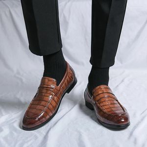 Casual Shoes Italy Business Classic äkta läder loafers mäns slip-on massage sules moccasin bekväm körning