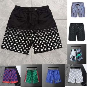 Neue Herren Shorts Sommer Schwarz Weiß Druck Designer Board Mode Lässig Sport Lose Schnell Trocknende Bademode Männer Strand Hosen