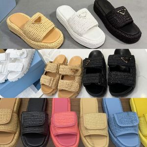 Damen-Dreieck-Strohweb-Hausschuhe, Designer-Sandalen, Plattform, Bast, Beige, Slides, 2024, Sommer, flach, dicker Boden, lässige Flip-Flops, Pool-Slider, Strand-Keilschuhe