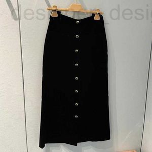 스커트 디자이너 브랜드 Miu Miao의 Black Long Skirt, 싱글 가슴, 고급스럽고 고급스럽고 벨벳 다재다능한 절묘한 1 단계 스커트 winter k0zu