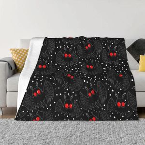 ブランケットMothman Night Supernatural Velvet Textile Decor Multi Function Soft Throw Blanket