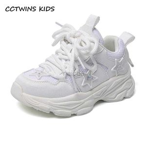 Sneakers Childrens Buty sportowe Spring i Jesienne Dziewczęta Moda Moda Sport Sports Running Baby oddychający gwiazda Crystal Miękka platforma 240322