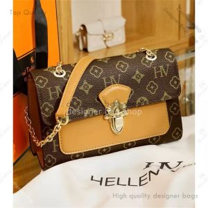 Tasarımcı Çanta Tote Çanta Yaz Yeni Moda Kadınların Gelişmiş El Taşıyıcı Küçük Kare INC Crossbody Şarap Torbası% 70 İndirim Outlet Gezerleme