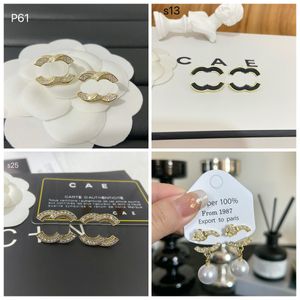 Ohrringe Schwarze Luxus -Boutique Ohrringe Modestil Perle Charm Ohrringe Frühling 18k Gold plattiert Schmuck für Frauen klassisch Designer Ohrringe Studie