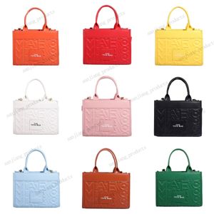 2024 The Tote Bag Designer Handbag Embossed Totesレザーオールマッチショッパー品質ショルダーバッグ