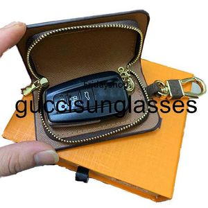 Keychains Lanyards Ny klassisk designerbokstav Wallet Keychain Bag Keyring Fashion Purse Pendant Car Chain Charm Brown Flower Box