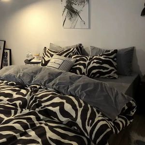 Zebra conjunto de cama crianças adultos gêmeo completa rainha cama folha plana estilo coreano capa edredão fronha sem enchimento listras roupa cama 240318