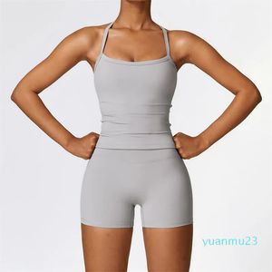 2024SS LL-8519 Kadın Yoga İki Parçalı Set Lu Yoga Takım Kısa Pantolon Tepki Spor Spor Salonu Çalışma Trainer Yaz Şortları Elastik Yüksek Bel Spor Giysini