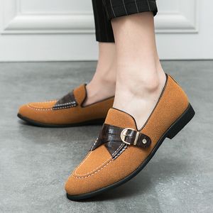 Erkekler Düz Sıradan Loafers Hafif Yumuşak Deri Ayakkabı Moda Süet Sürüş Mokasinler Kayma Düğün Partisi Ayakkabıları Plus Boyut: 38-46