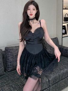 Casual Dresses Black Satin Patchwork Lace Sexy Club Mini Dress for Women Summer Elegant Sling Short 2024 Korean Vintage Party Night