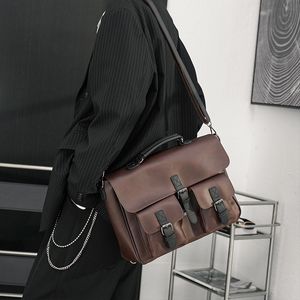 Homens Designers Vintage Maleta De Couro Tote Saco De Negócios Crazy Horse Genuíno Couro Portfólio Maleta Masculino Laptop Bag Escritório Para Meninas Meninos Luxurys Mochilas