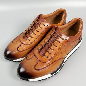 Scarpe da uomo in pelle nuova testa strato pelle bovina quotidiano outdoor casual stringate fatte a mano scarpe di grandi dimensioni Zapatos Hombre a38