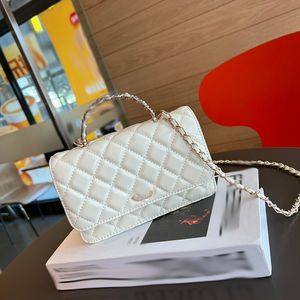 24p WOC Pearl Handle Luxury Handbag Fashion Womens Counter Bag Leather Diamond Gold Hardware Metal Matelasse Chain Crossbody Bag Basup Sacoche 19cm