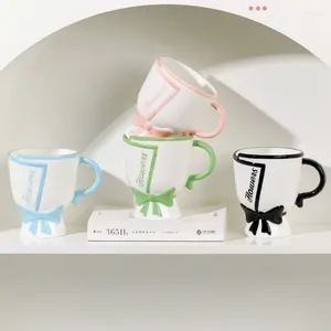 Mugs Cute Hand-painted Bow Flower Mug Korean Simple Ceramic Cup Household Niche Water Coffee Milk Juice Drink