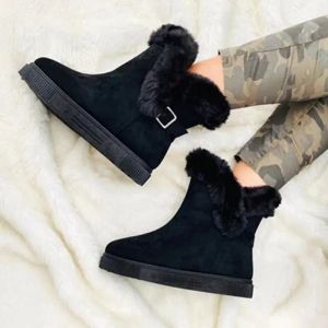 Stövlar Nya kvinnor Vinter Ankle Boots Suede Leather Snow Boots Plush Natural Fur Warm Slipon Ladies Shoes Flats Plus Size 3543