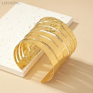 Bangle Large Metal Textured For Women Fashion Jewelry Holiday Accessories Timeless Designer Style Trend Elegant Gift 2024617