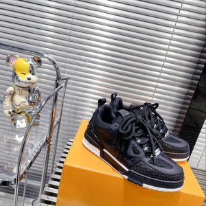 2024 Nuova stampa scarpe da ginnastica scarpe personalizzate da uomo scarpe casual grigio arancione rosso scarpa da allenamento trainer selvaggio piattaforma da skate low-top classico di lusso 36-45 C2