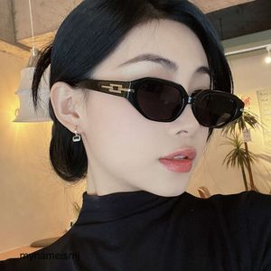 2 szt. Moda luksusowy projektant Cai Xukuns same nieregularne okulary przeciwsłoneczne 2023 Nowe okulary przeciwsłoneczne Advanced Sense Street Photo Suncreen Picy Girl Girl Sunglasses