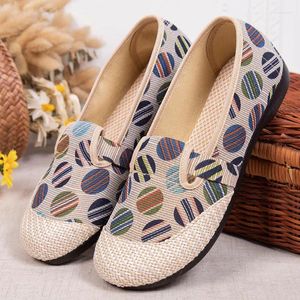 Scarpe casual Cresfimix Sapatos Femininas Moda donna Plus Size Dot Slip On Flat Lady Retro Anti Skid Cute Ballet Dance Mocassini A9798