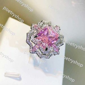 Anéis de banda Cluster Anéis Luxo Colorido Flor Menina Coração Rosa Full Diamond Casal Anel para Mulheres Openwork Geométrico Dia dos Namorados Gift2024