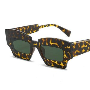 Sunglasses Unique Design Womens Sunglasses Popular Large Frame Square Luxury Mens Sunglasses Fashionable Glasses UV400 J240322