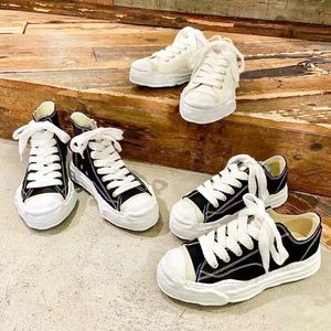 Maison Mihara Yasuhiro Canvas Ayakkabı Mmy Tasarımcı Ayakkabı Sneaker Run Platform Yeni Sıradan Ayakkabılar Düz Erkek Kadın Antrenör Açık Mekan Kız Boy Basketbol Tenis Ayakkabı