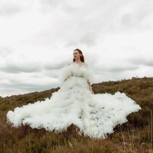 Vestidos casuais incrível branco fofo em camadas tule vestidos de casamento muito longo e volume completo tutu vestido de noiva artesanal formal