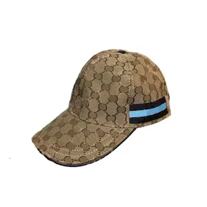 Mektup Tasarımcı Şapkaları Erkekler Moda İşlemeli Yaz Beyzbol Kapağı Kadınlar Mektup Snapback Sport Stripe Cappellino Klassische Cap Retro FA092 H4