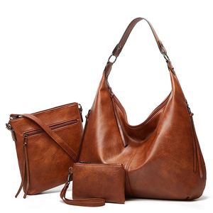 Luksusowy 3 -przedmiot dla kobiet na ramionach torby pieszczot półksiężyca Retro prosta torebka duża pojemność TOTE Messenger 240311