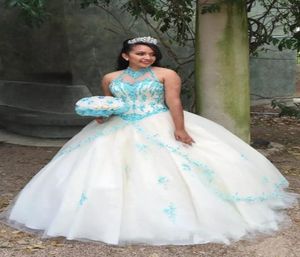 Beyaz Quinceanera Elbiseler 2019 Dantel Halter mavi aplikeler turkuaz balo elbisesi tül artı boyutu tatlı 15 kızlar balo parti elbisesi ucuz7088395