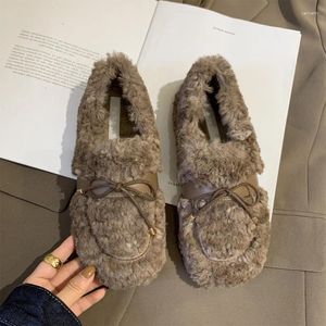 Casual skor kvinnor lägenheter varm plysch slip-on loafers woman furry glider komfort sovrum skor zapatos de mujer